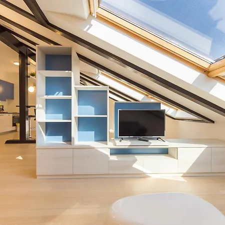 Antonio's Luxury Apartamento *