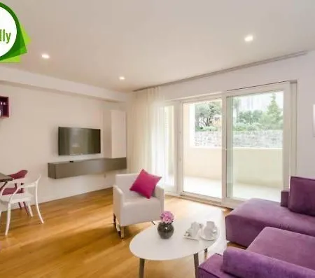 Antonio's Luxury Apartamento *