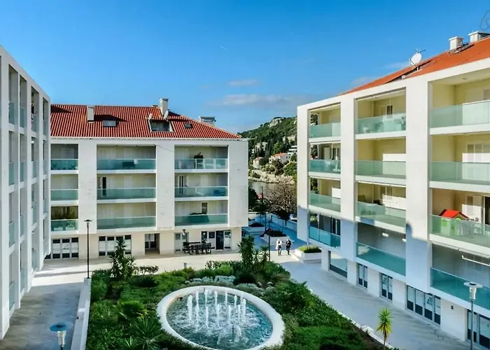 Antonio's Luxury Lägenhet *