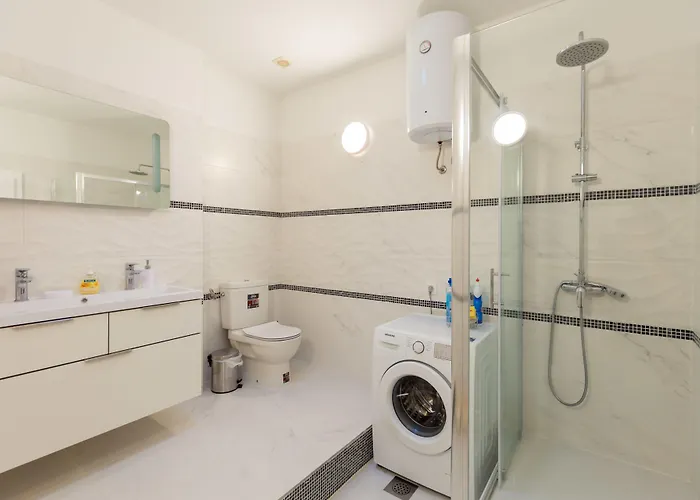 Antonio's Luxury Lägenhet *