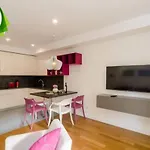 Antonio's Luxury Apartamento