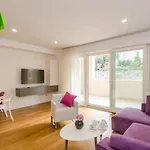 Antonio's Luxury Apartamento *
